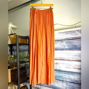 Long and Lucious Hippy skirt women’s XL